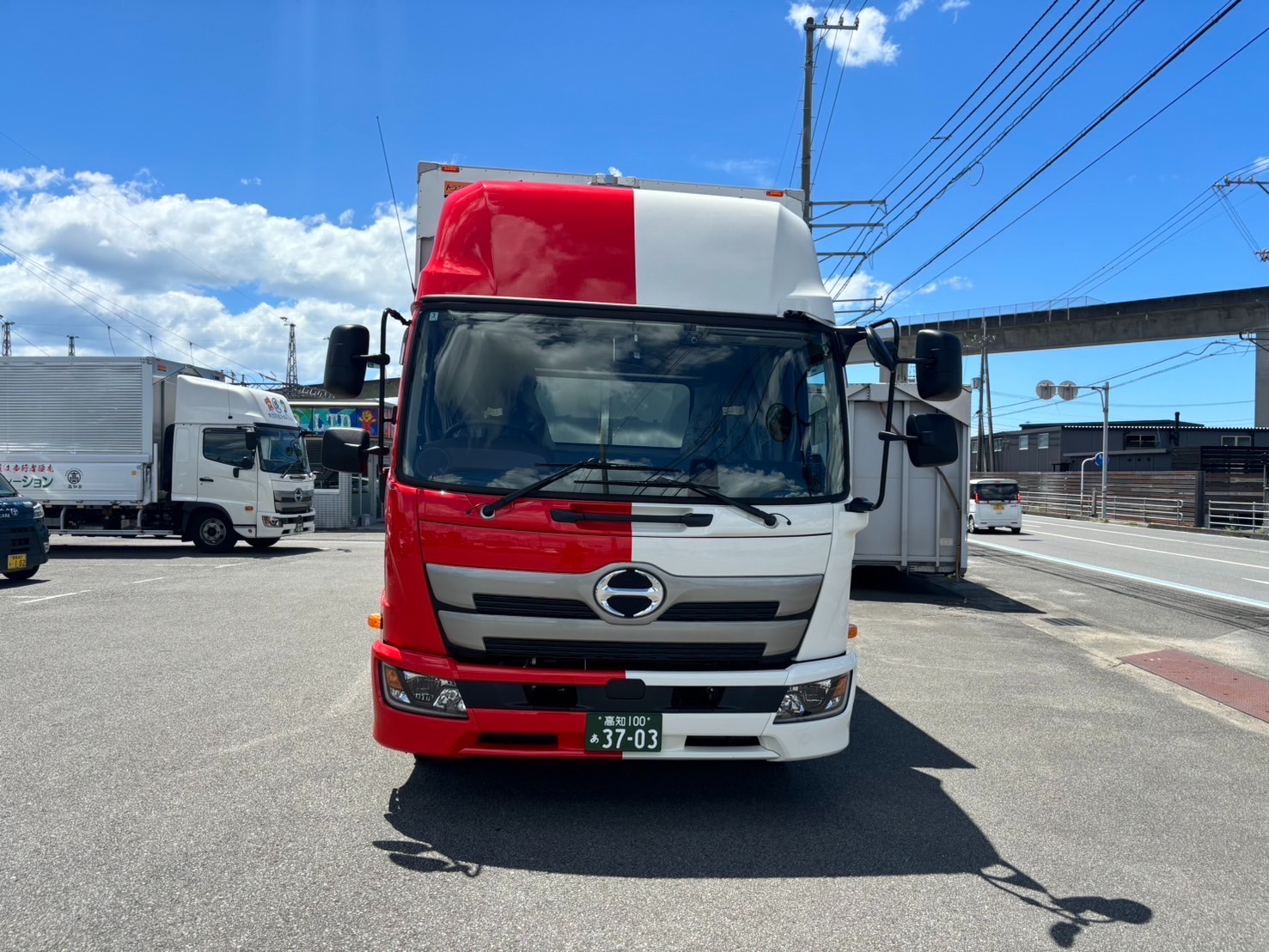 令和7年7月26日日野4tウィング納車